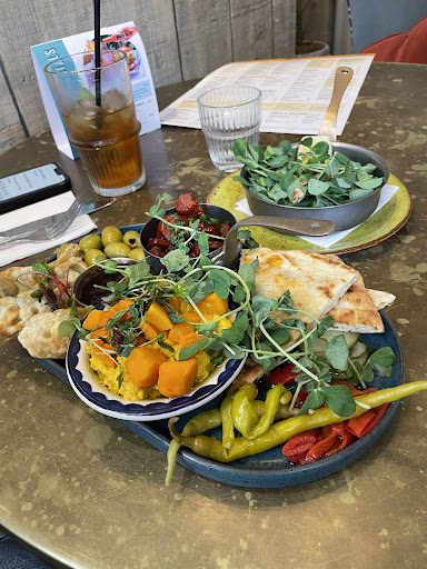 Photo of Bill’s St Albans Restaurant - 2 Chequer St, St Albans AL1 3XZ